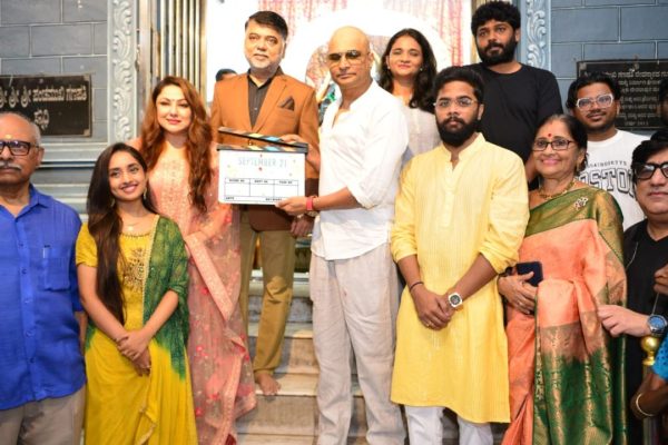 ಮಗನ ಚಿತ್ರಕ್ಕೆ Script ಪೂಜೆ, ಅಮ್ಮನ ಚಿತ್ರಕ್ಕೆ ಮುಹೂರ್ತ; ಪ್ರಿಯಾಂಕಾ ಹೊಸ ಚಿತ್ರ ಪ್ರಾರಂಭ